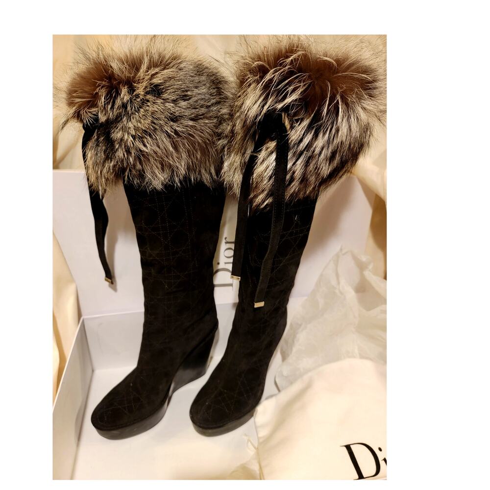 NIB SOLD OUT Dior Black Cannage Suede Fox Fur Trim Knee High Wedge Boots sz 39